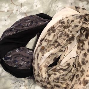 Vera Wang Infinity Scarf Bundle